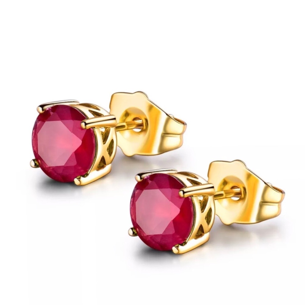 Ruby Red Crystal Rhinestone Yellow Gold Studs!